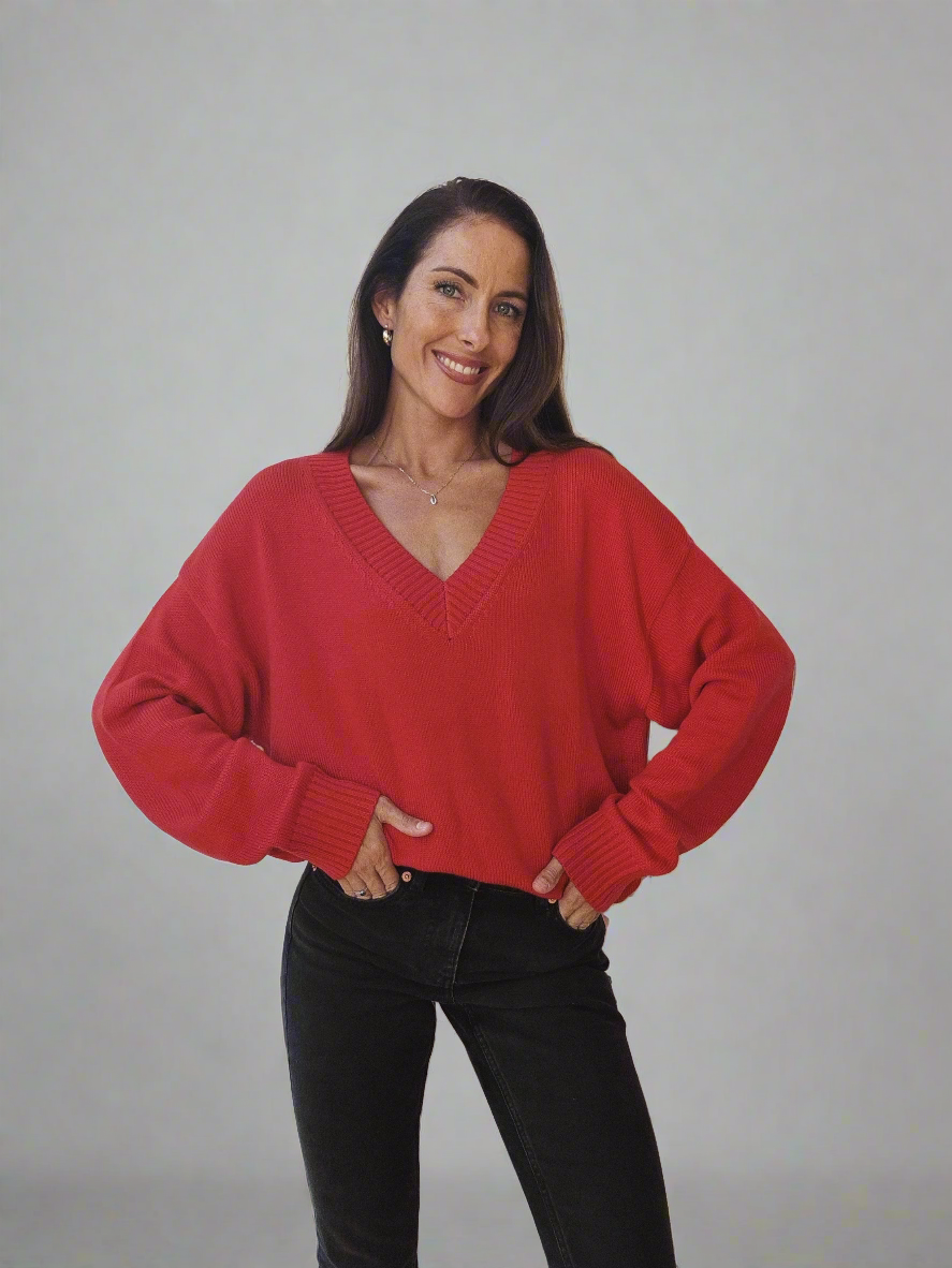 EVA OVER-SIZED V-NECK SWEATER ~ ROUGE