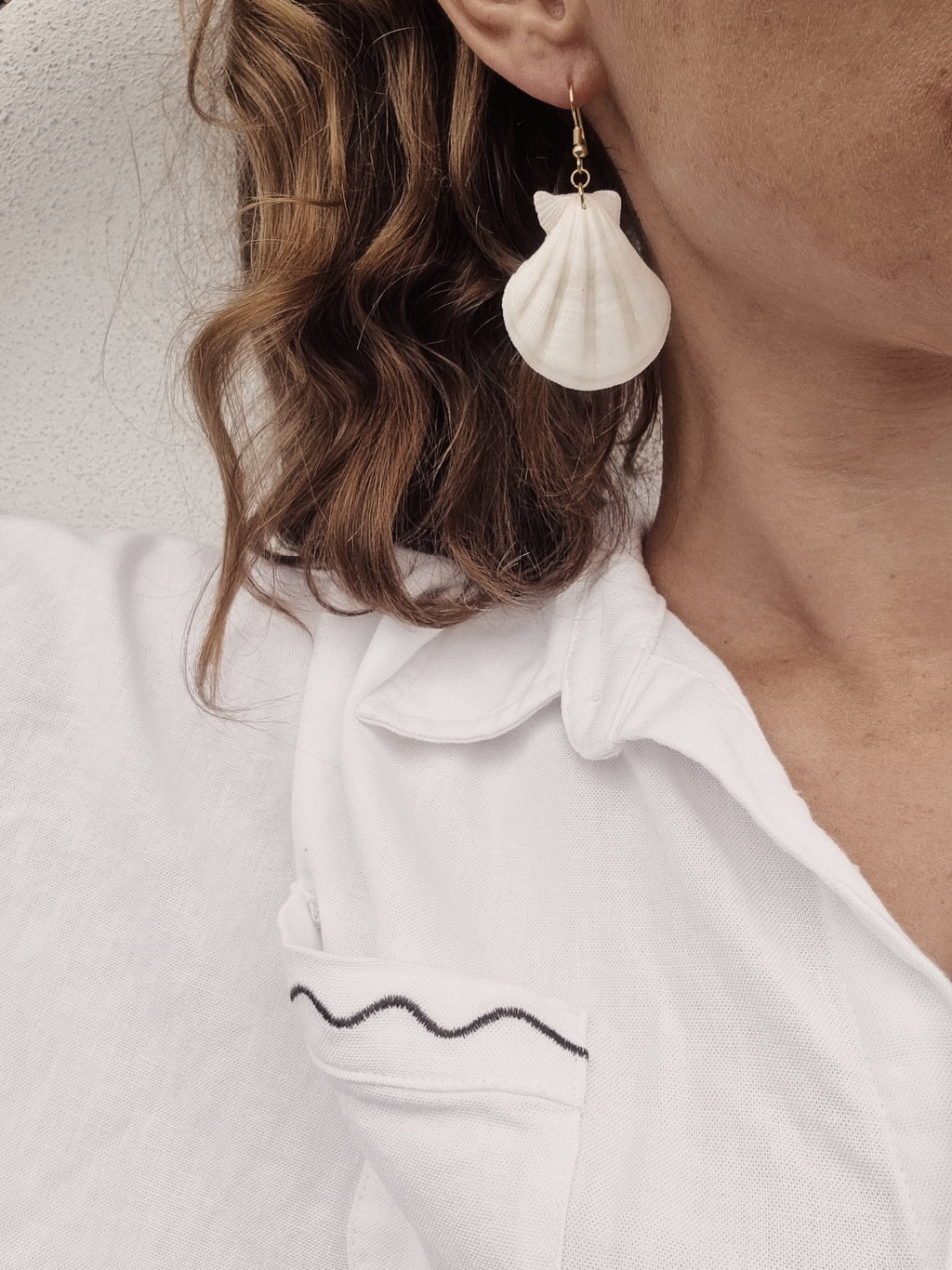 Enari Scallop Shell Earrings – Moni The Label